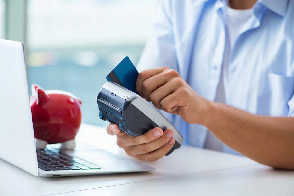 为什么POS机激活需要认证信用卡？